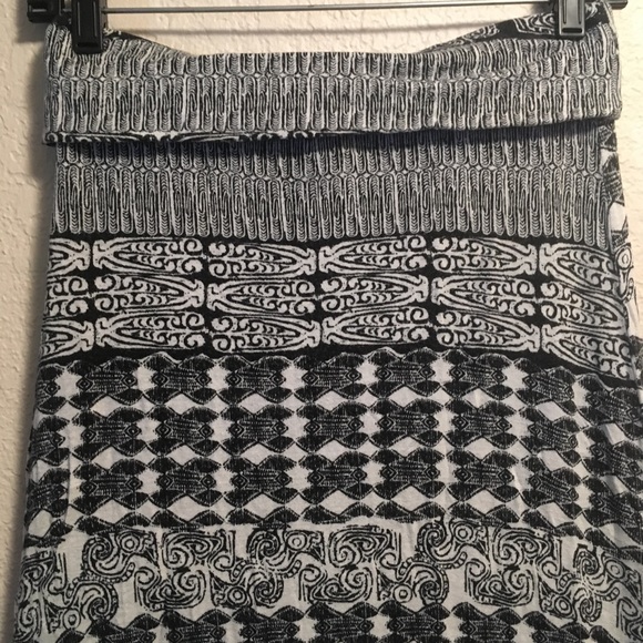 Tribal Pattern Maxi Skirt - Picture 5 of 9